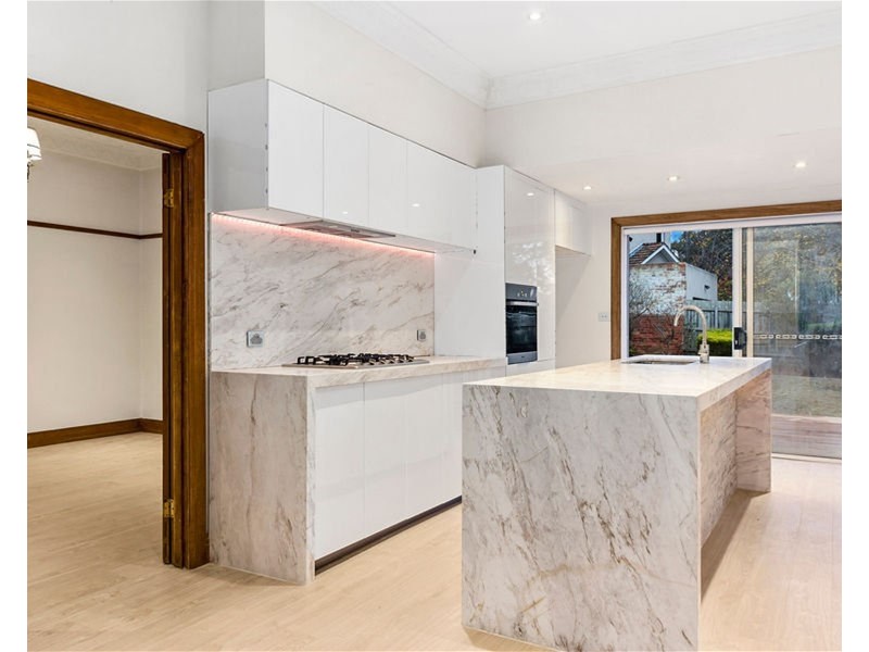 4 BEATRICE STREET, Glen Iris VIC 3146