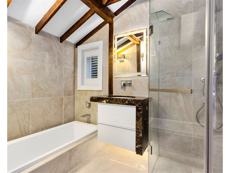 4 BEATRICE STREET, Glen Iris VIC 3146