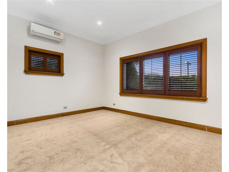 4 BEATRICE STREET, Glen Iris VIC 3146