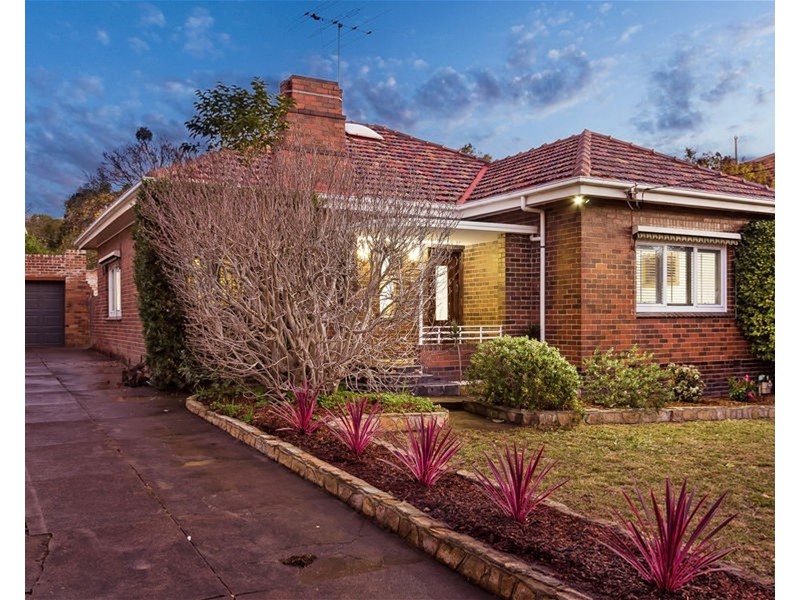 4 BEATRICE STREET, Glen Iris VIC 3146
