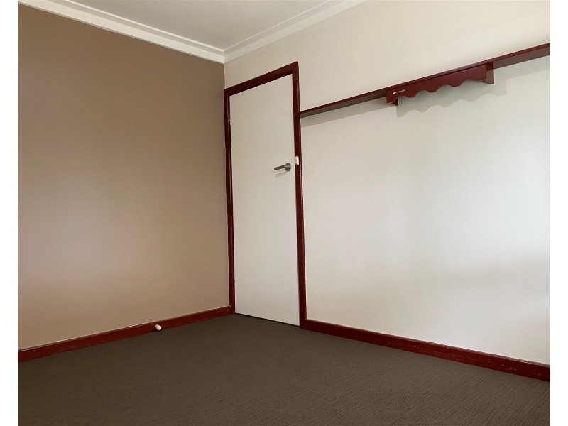 27 Holling street, Maddington WA 6109