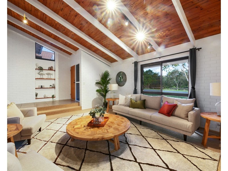 4 Mandalay Street, Fig Tree Pocket QLD 4069