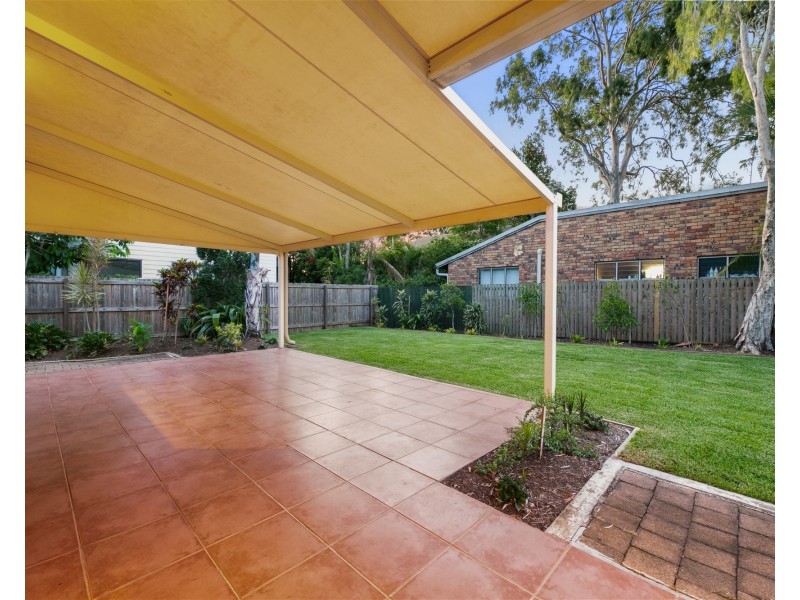 4 Mandalay Street, Fig Tree Pocket QLD 4069