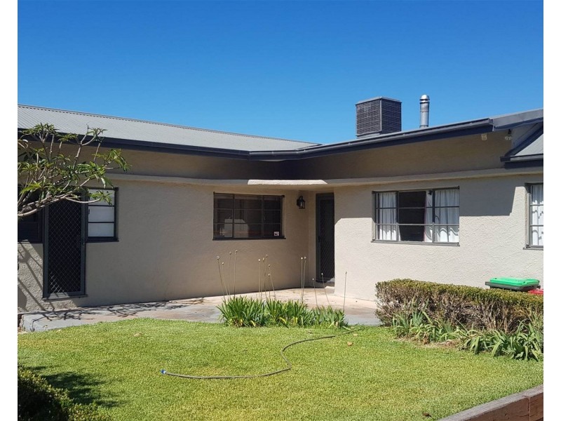 47 Dalton st, Dubbo NSW 2830