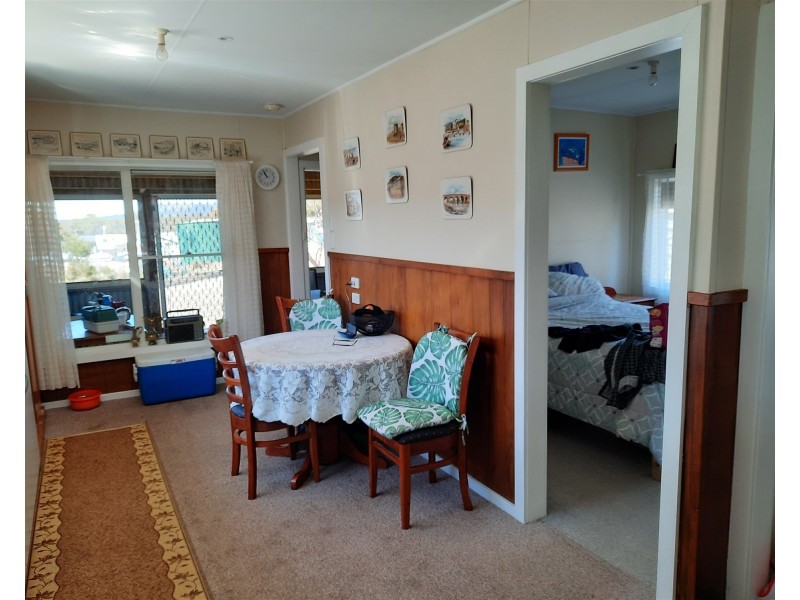 17 johnstone road, Doctors Point TAS 7304