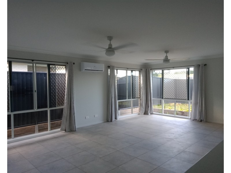 1/7 Darcey Avenue, Cumbalum NSW 2478