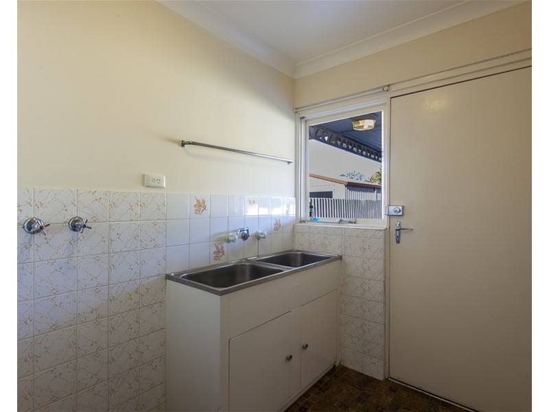 9 Lukin Way, Bassendean WA 6054