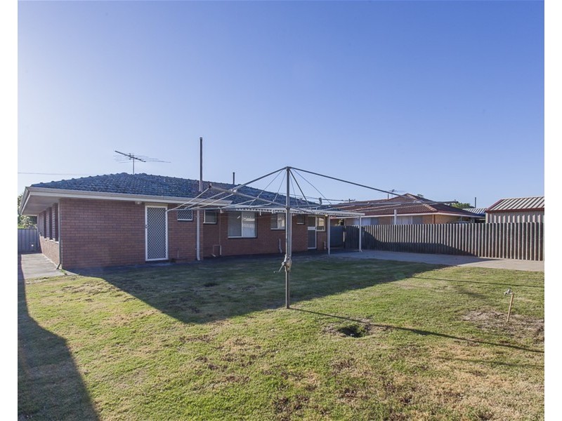9 Lukin Way, Bassendean WA 6054