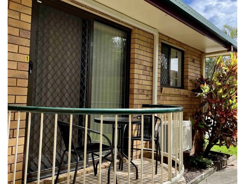 1/7  Meredith Street, Redcliffe QLD 4020