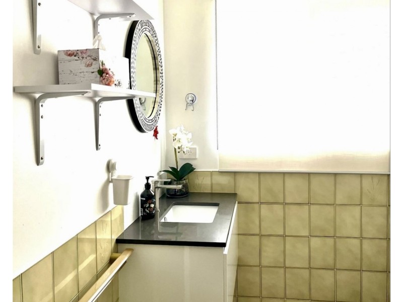 1/7  Meredith Street, Redcliffe QLD 4020