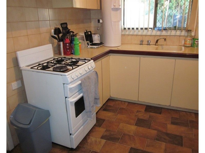 327 Belgravia Street, Cloverdale WA 6105
