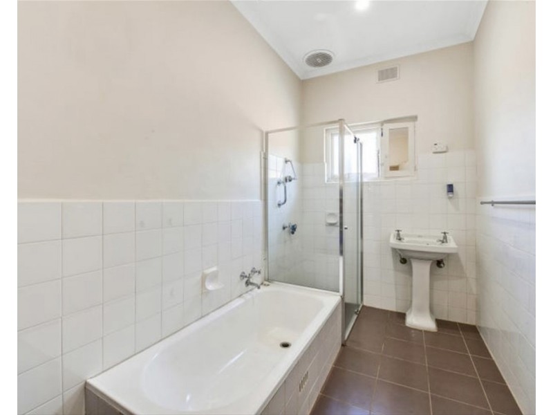 14 Auricht rd, Hahndorf SA 5245