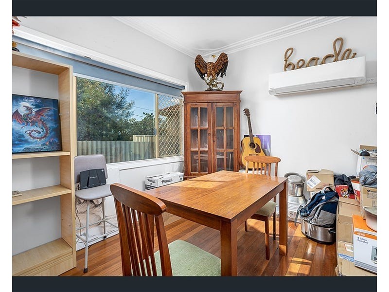 1 Teeluk Road, Carey Park WA 6230