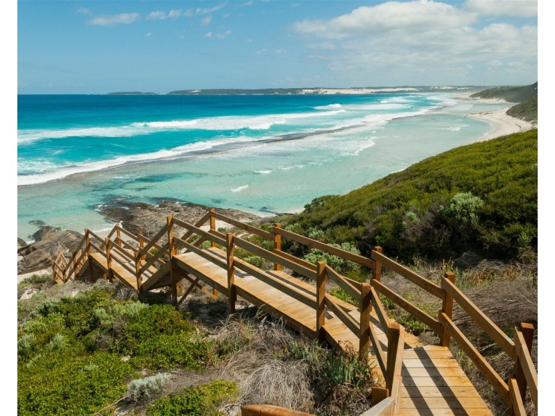 69 Spencer Rd, Pink Lake WA 6450