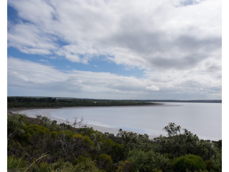 69 Spencer Rd, Pink Lake WA 6450