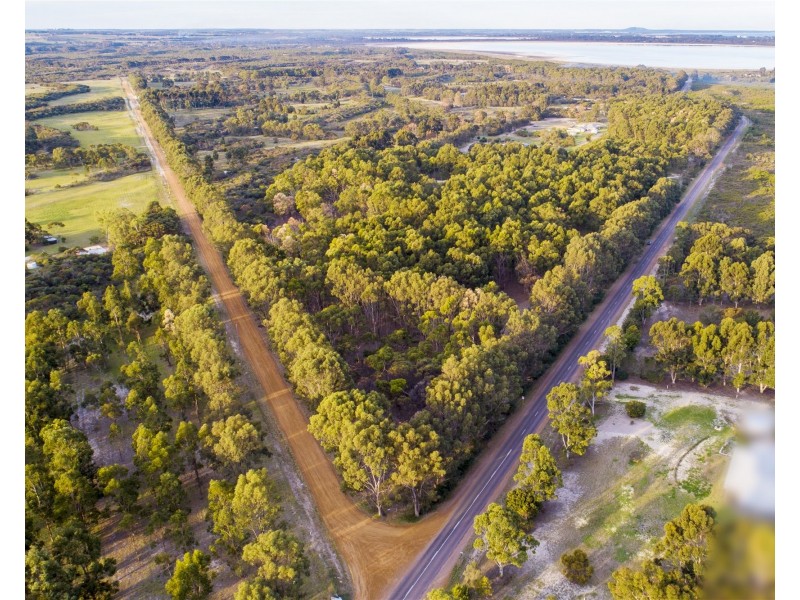 69 Spencer Rd, Pink Lake WA 6450