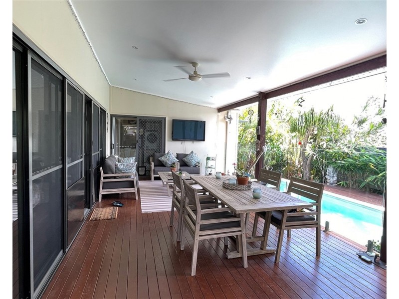 Lot 4/20 Cooee Crescent, Macleay Island QLD 4184