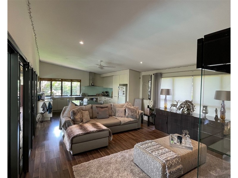 Lot 4/20 Cooee Crescent, Macleay Island QLD 4184