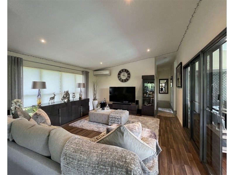 Lot 4/20 Cooee Crescent, Macleay Island QLD 4184
