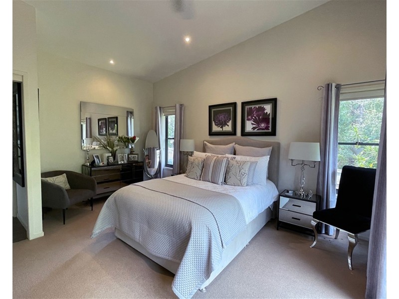 Lot 4/20 Cooee Crescent, Macleay Island QLD 4184