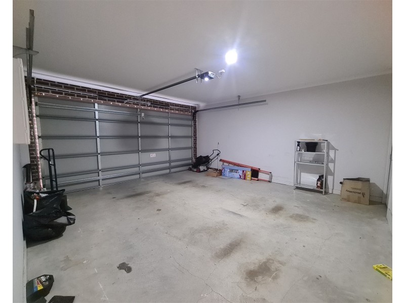 47 Warmbrunn Crescent, Berwick VIC 3806