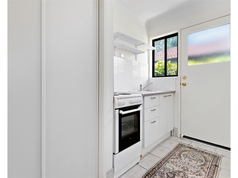 34 Greenbank Circuit, Carrara QLD 4211