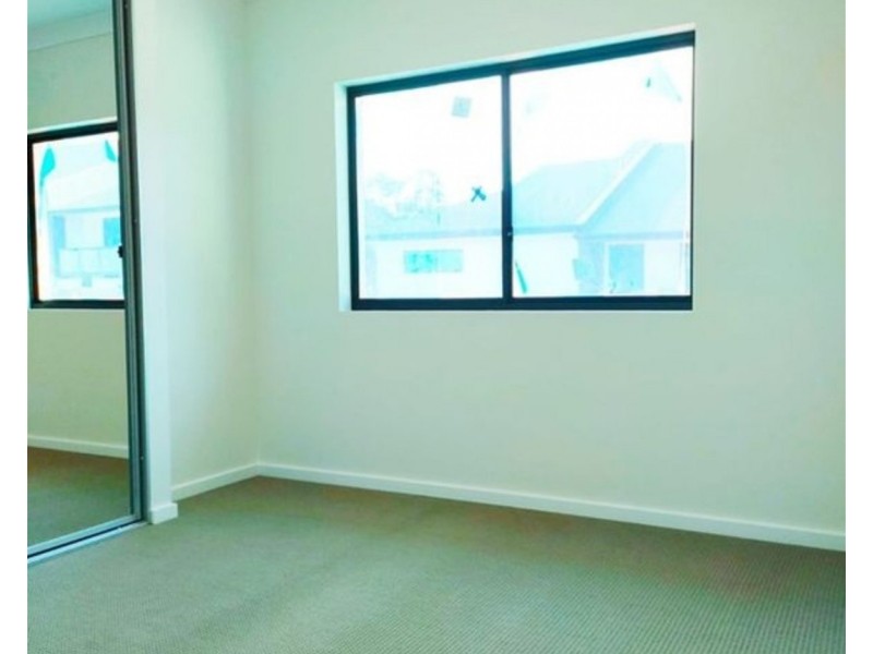 68 Adderton Rd, Carlingford NSW 2118