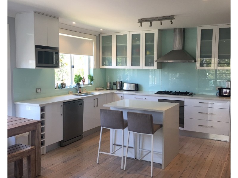 3 Newby Place, Wheeler Heights NSW 2097