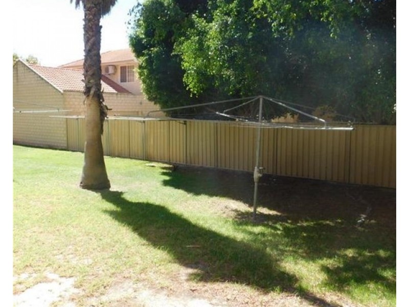 4/12 Tenth Aveune, Maylands WA 6051