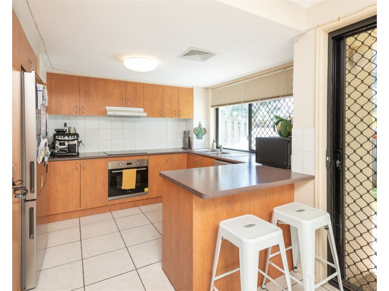 33/13 Hervey Street, Pacific Pines QLD 4211