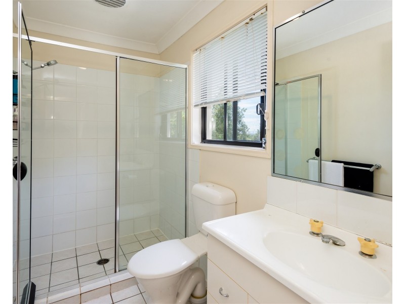 33/13 Hervey Street, Pacific Pines QLD 4211