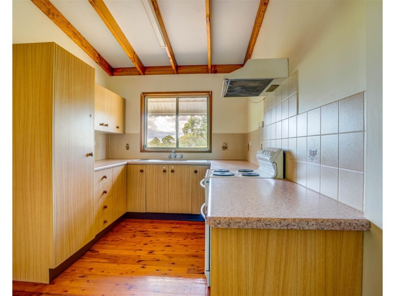 24 Carissa Street, Russell Island QLD 4184