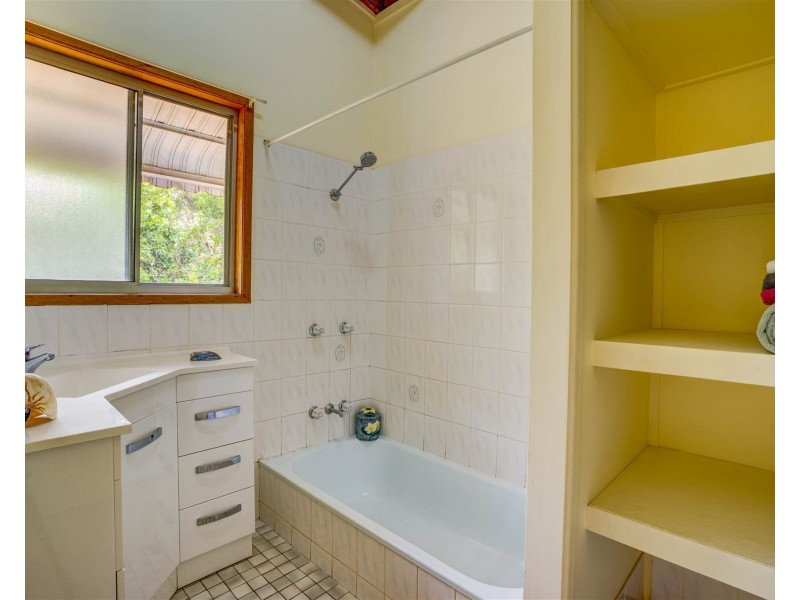 24 Carissa Street, Russell Island QLD 4184