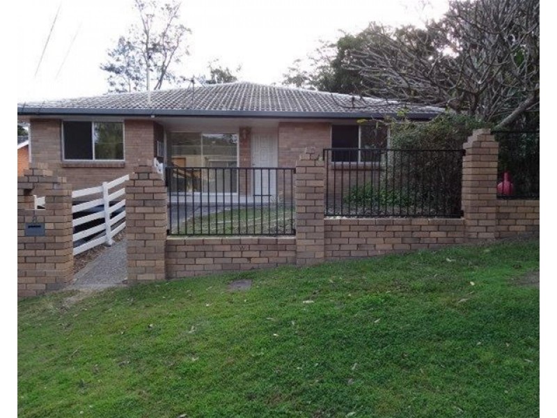 8  Elgata Street, The Gap QLD 4061