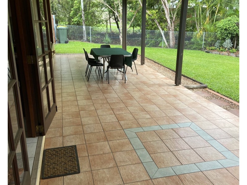 124 Loridan Drive, Brinsmead QLD 4870