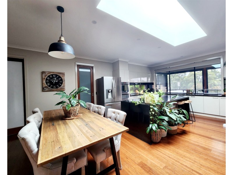 45 Fairway Drive, Newborough VIC 3825