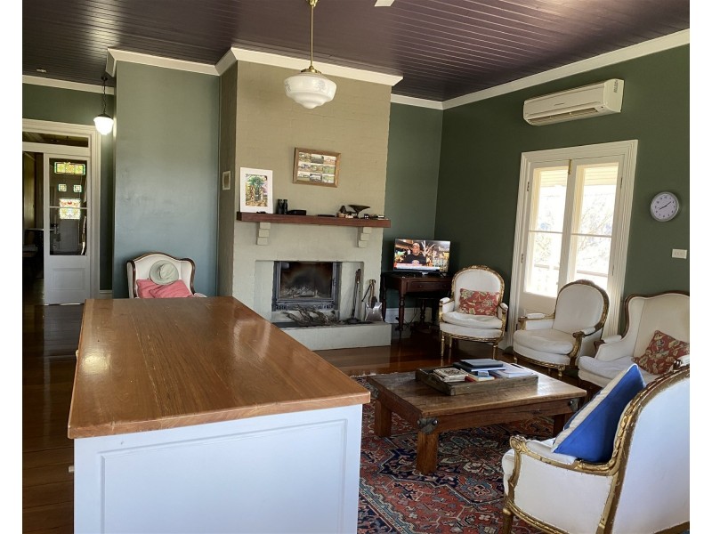 70 Caves Road, Wee Jasper NSW 2582