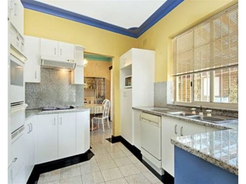 94 Adderton Rd, Carlingford NSW 2118