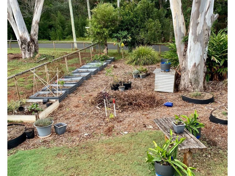 1 Western Road, Macleay Island QLD 4184