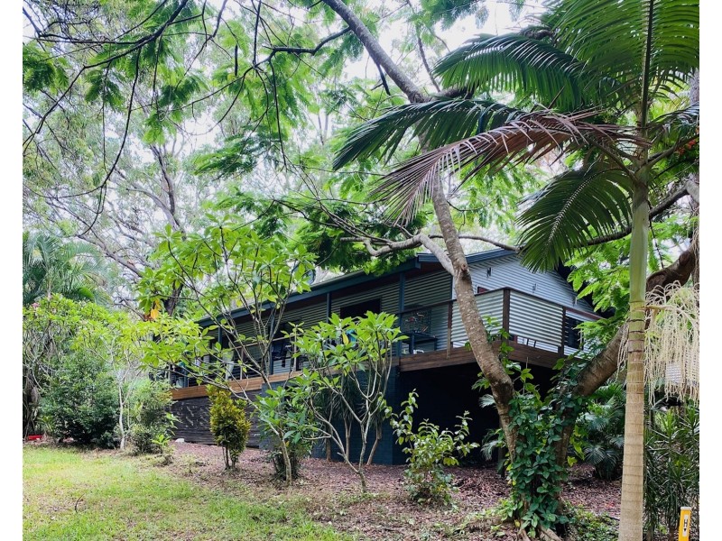 19 Nectar Street, Lamb Island QLD 4184