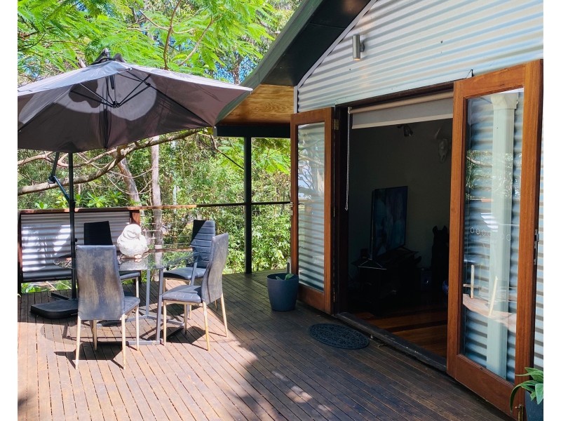 19 Nectar Street, Lamb Island QLD 4184