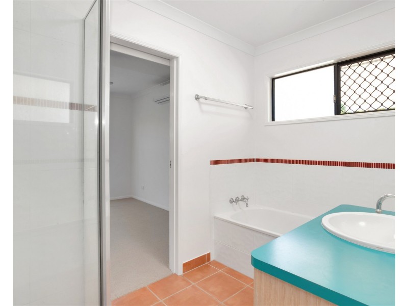 9 Diane Street, Mount Pleasant QLD 4740