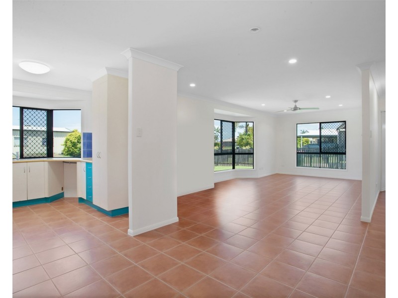 9 Diane Street, Mount Pleasant QLD 4740