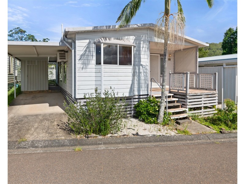 215/9 Milpera Road, Green Point NSW 2251