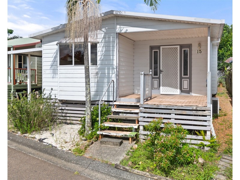 215/9 Milpera Road, Green Point NSW 2251