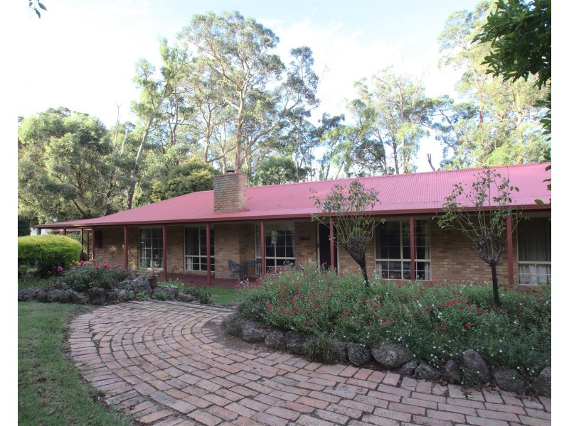 5 Elizabeth Close, Drouin VIC 3818