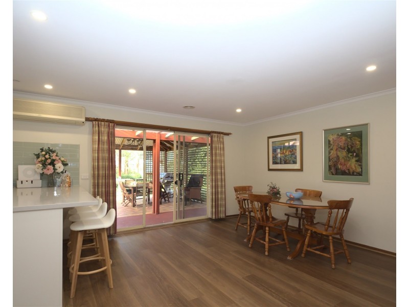 5 Elizabeth Close, Drouin VIC 3818