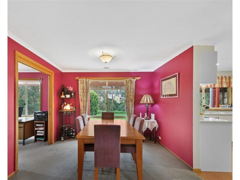 5 Elizabeth Close, Drouin VIC 3818