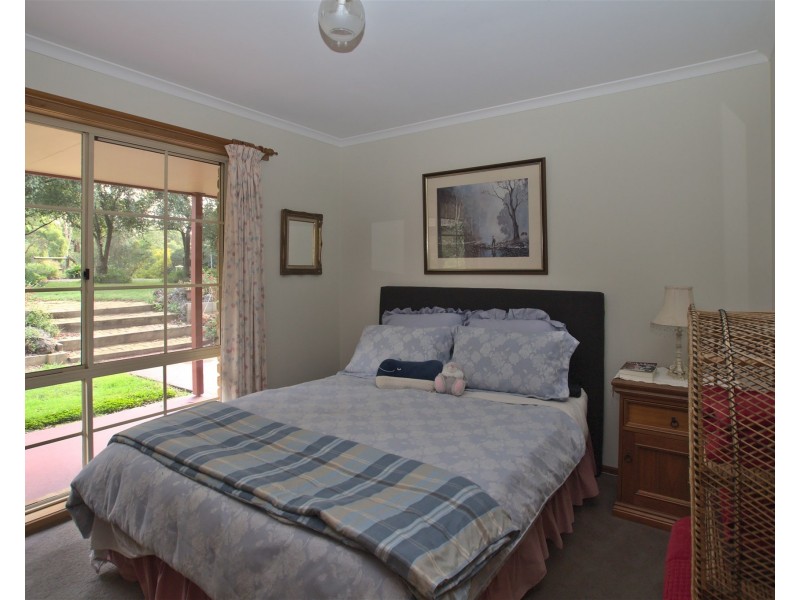 5 Elizabeth Close, Drouin VIC 3818