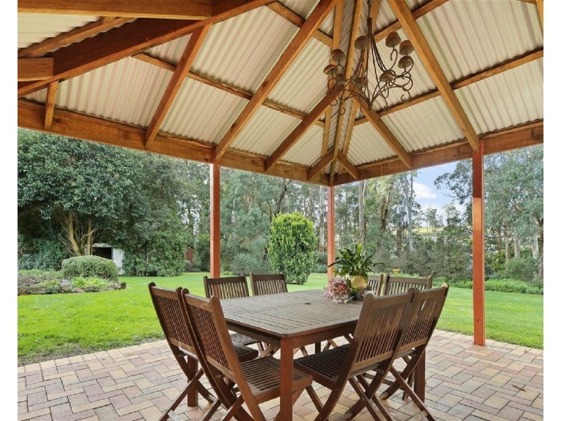 5 Elizabeth Close, Drouin VIC 3818